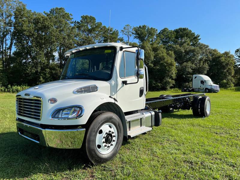 2024 Freightliner M2 106 (For Sale) Cab & Chassis VD4096