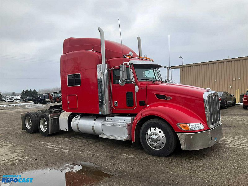 2012 Peterbilt 386 For Sale Sleeper Truck 12437 (0314)