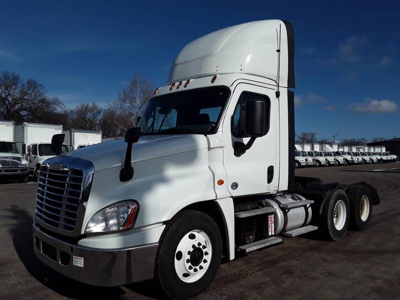 2017 Freightliner CASCADIA 125 (For Sale) | Day Cab | #672024