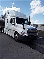 2017 Freightliner Cascadia 125 - Sleeper Truck