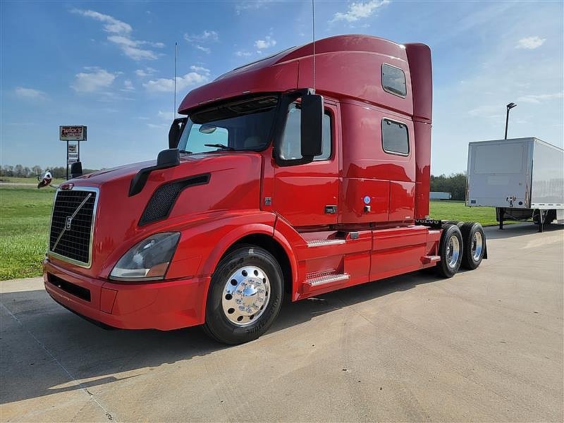 2016 Volvo VNL 780 (For Sale) 77" Sleeper 258352