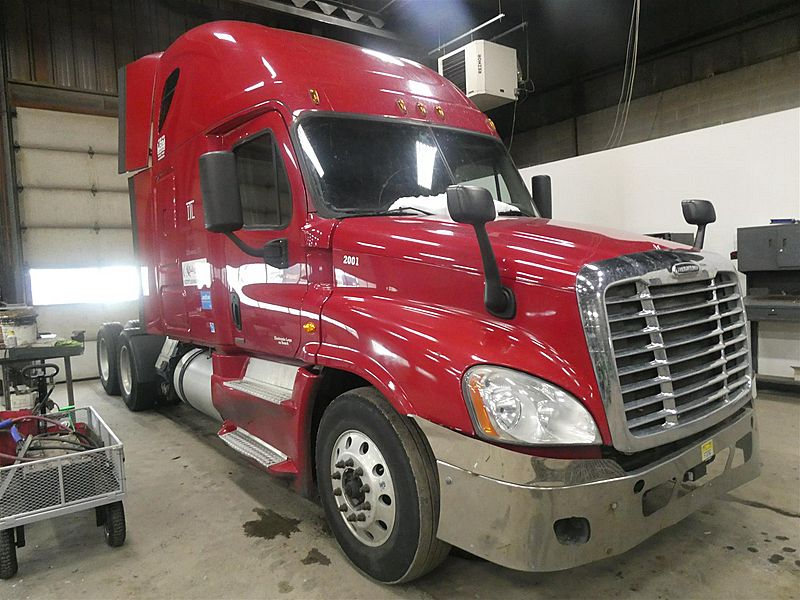 2016 Freightliner Cascadia