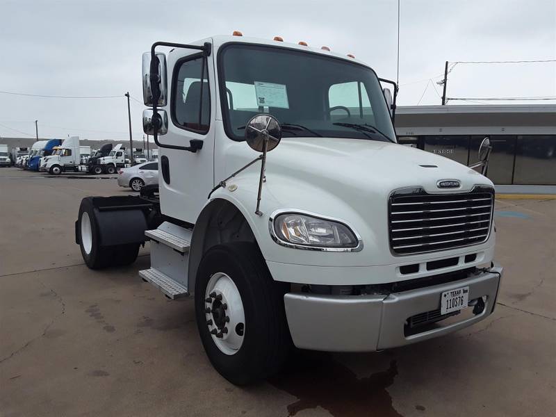 2015 Freightliner M2 106 For Sale Day Cab 567321