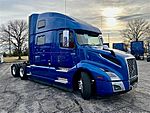 2020 Volvo VNL 860 - Sleeper Truck