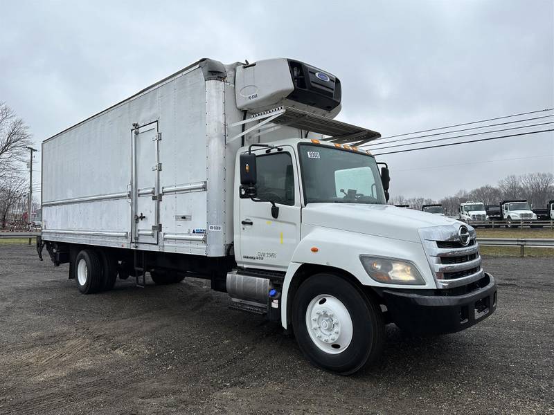 2017 Hino 268 (For Sale) | 26' | #9300