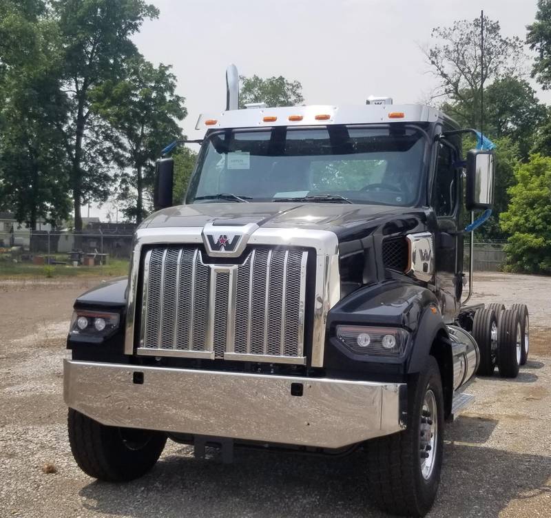 2024 Western Star 47X (For Sale) Rollback A330C/A546B