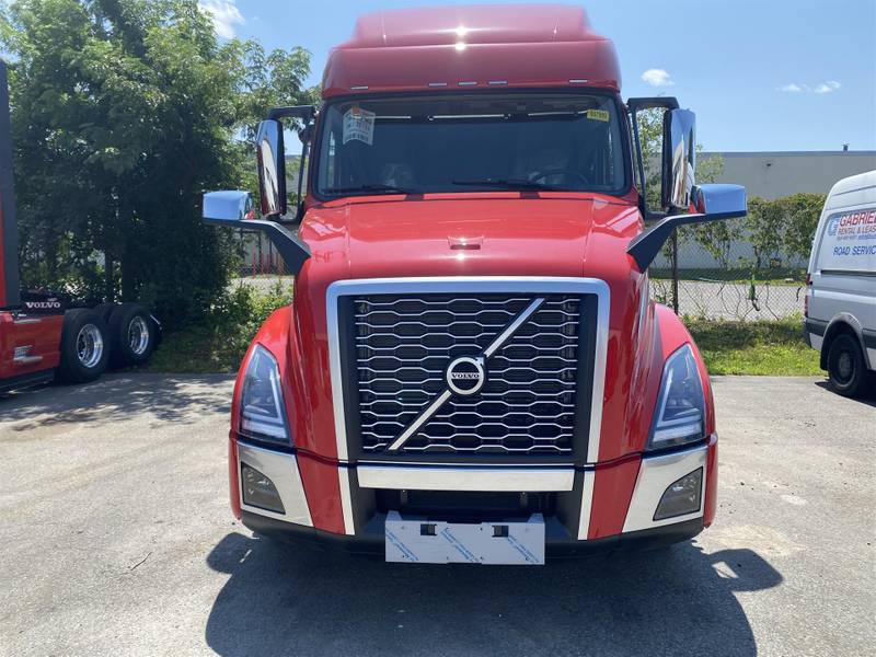 2024 Volvo VNL 760 (For Sale) 70" Sleeper RV1044