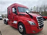 2019 Freightliner Cascadia 126 - Sleeper Truck
