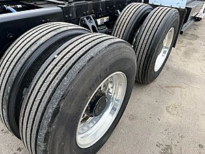 2024 Peterbilt 579