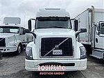 2016 Volvo VNL 670 - Sleeper Truck