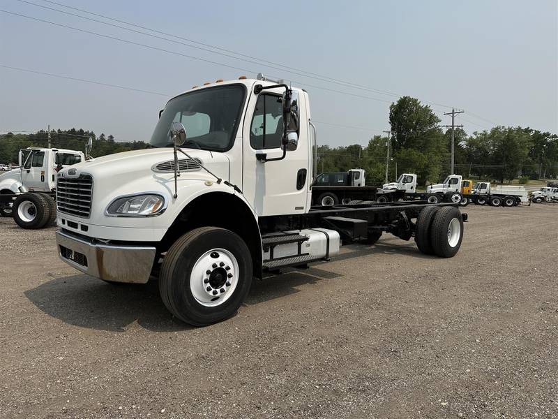 2008 Freightliner M2 (For Sale) | Cab & Chassis | #9305