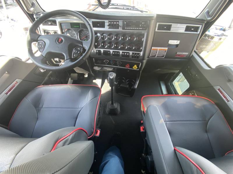 2024 Kenworth W900 (For Sale) 86" Sleeper DN3110