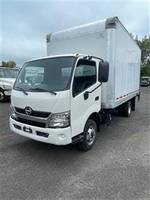 2017 Hino 155 - Box Truck