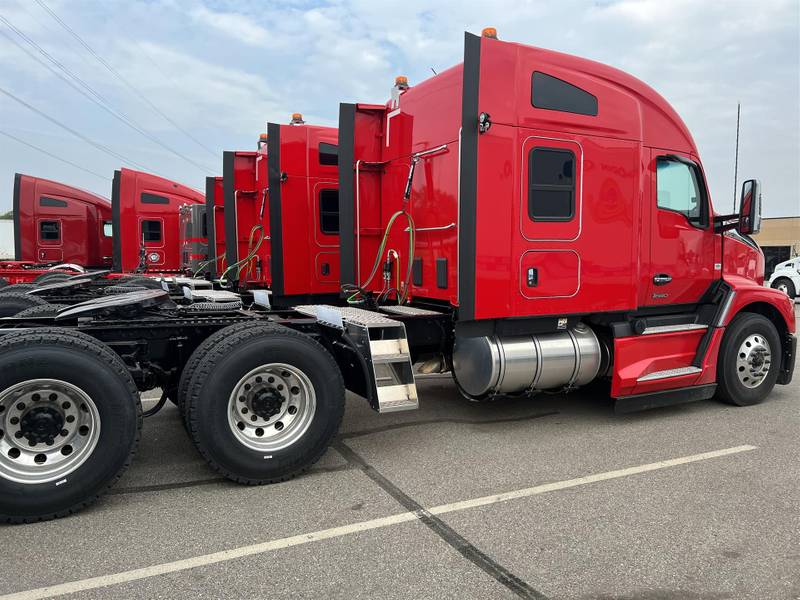 2024 Kenworth T680 For Sale 76" Sleeper RJ264863