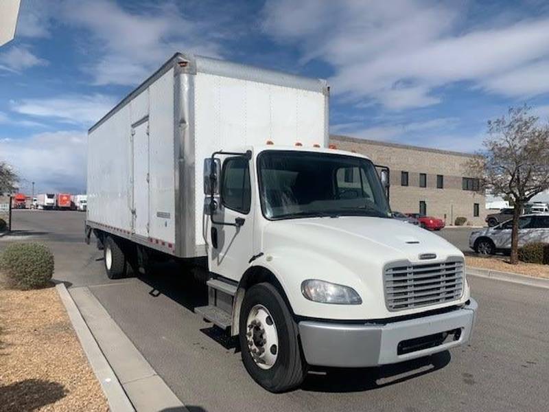 2016 Freightliner M2 106 (For Sale) | Box Van | #398202