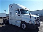 2017 Freightliner Cascadia 125 - Sleeper Truck