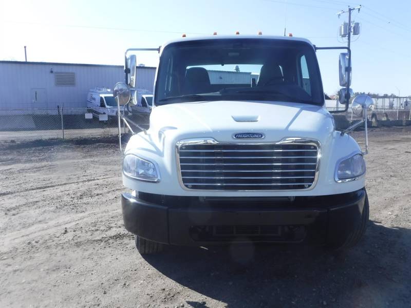 2017 Freightliner M2 106 For Sale | Cab & Chassis | Non CDL | #673681