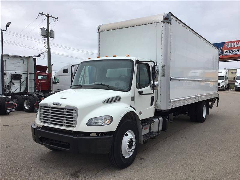 2017 Freightliner M2 106 (For Sale) | Box Van | #258613