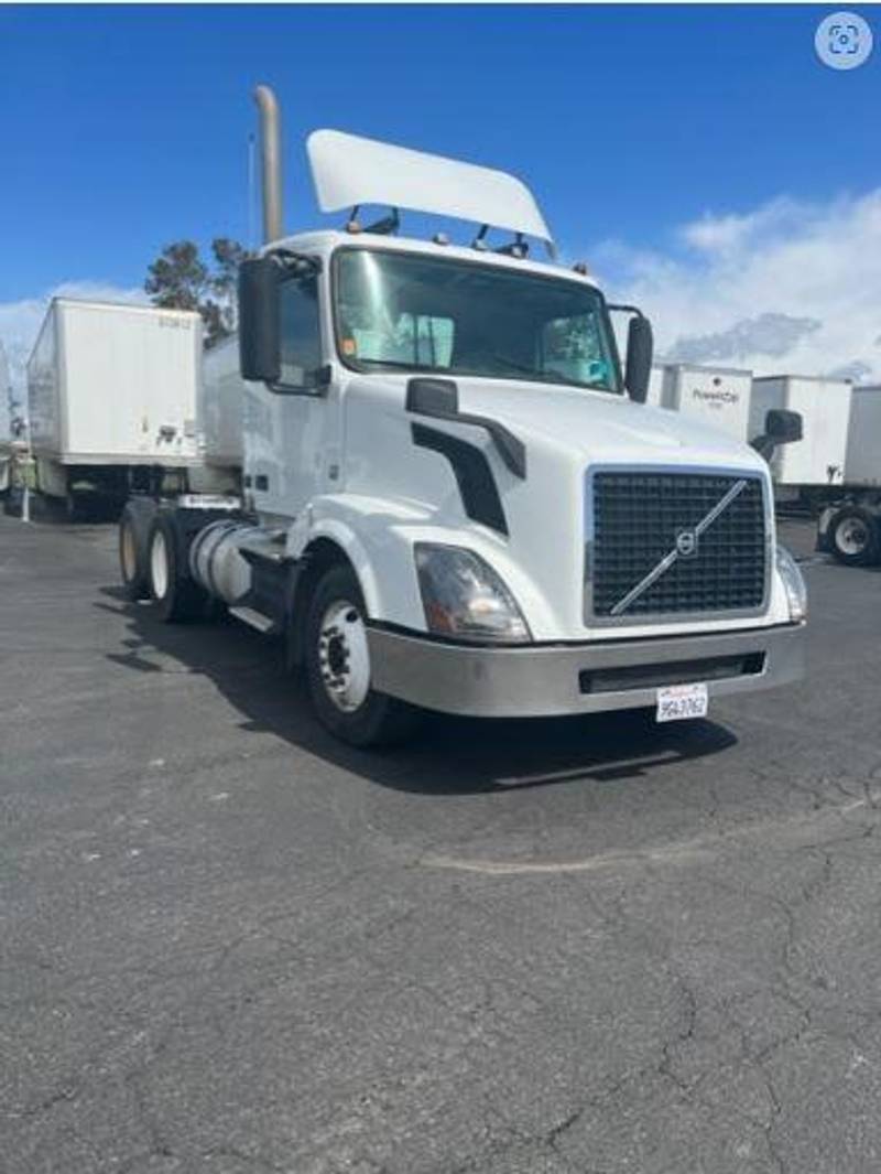 2016 Volvo VNL64T (For Sale) | Day Cab | #366510