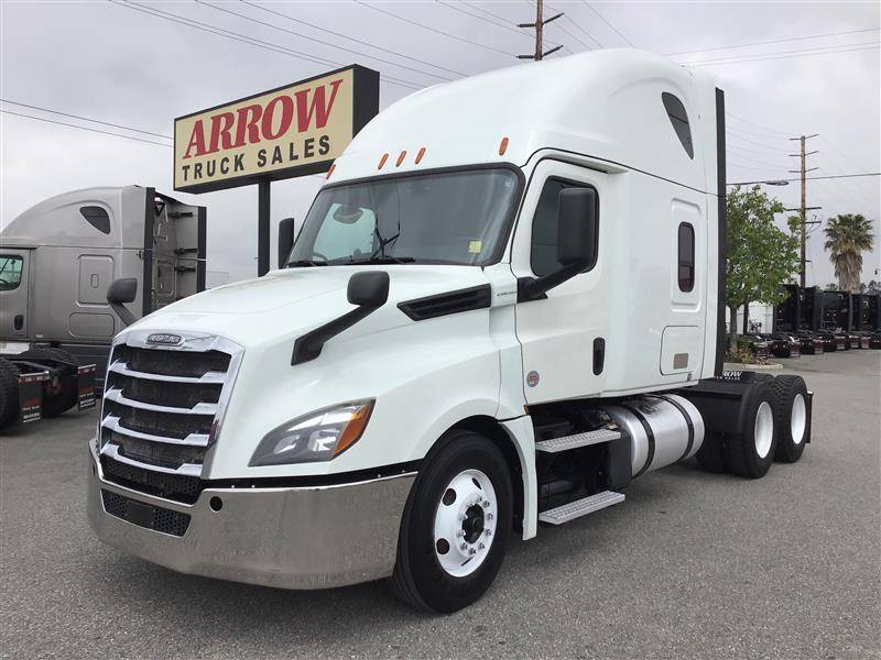 2019 Freightliner Cascadia CASCADEVO1 (For Sale) | 72