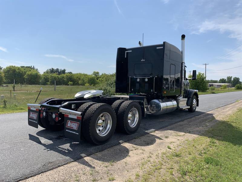 2024 Peterbilt 567 (For Sale) 72" Sleeper 53A673711