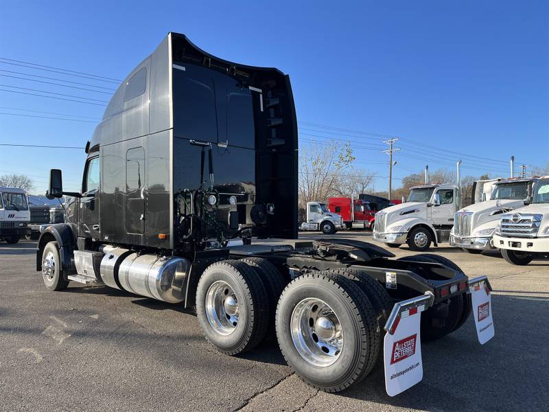 2024 Peterbilt 567 (For Sale) 80" Sleeper 30A676237