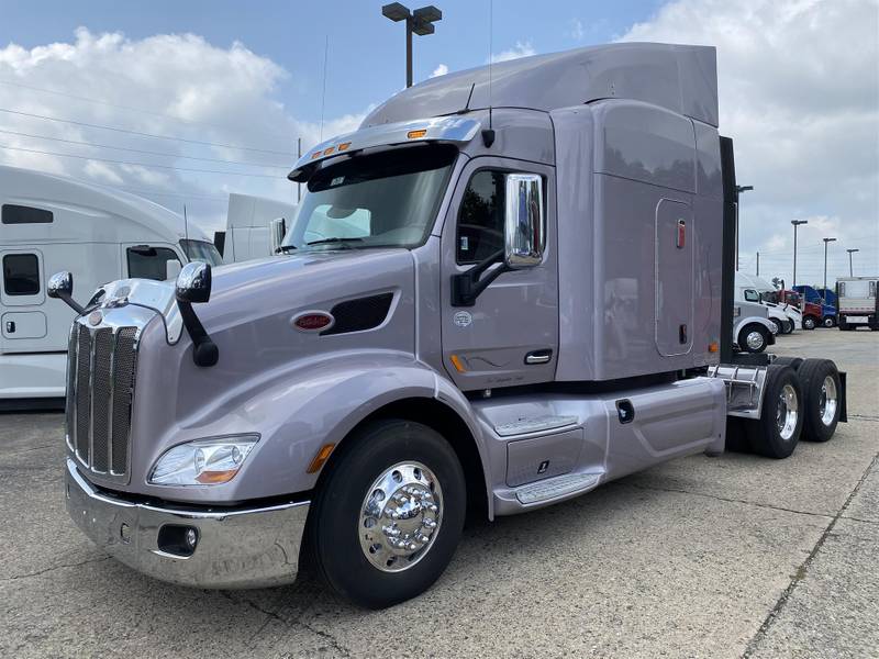 2017 Peterbilt 579 (for Sale) 