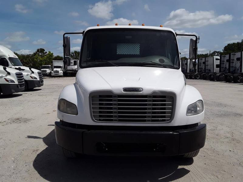 2014 Freightliner M2 106 For Sale | Flatbed | Non CDL | #518050