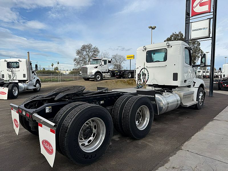 2024 Peterbilt 579