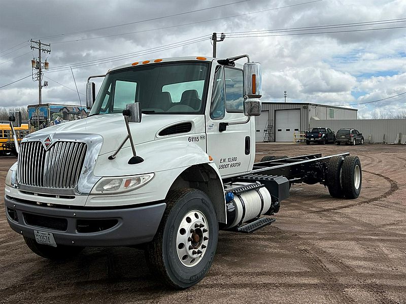 2017 International DuraStar 4300 (For Sale) | Cab & Chassis | #IDL-61115