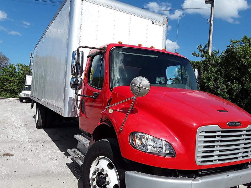 2016 Freightliner M2 106 (For Sale) 26