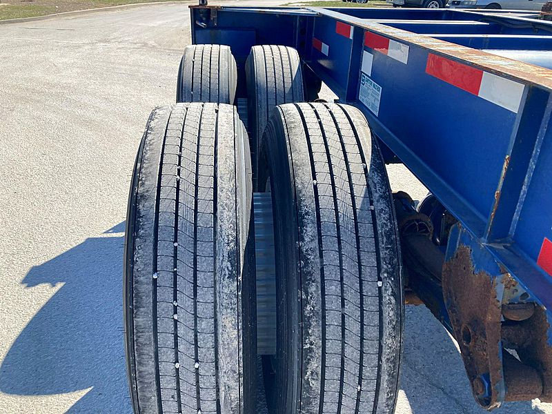 1993 Hyundai Container Chassis (For Sale) Container Trailer KF032640