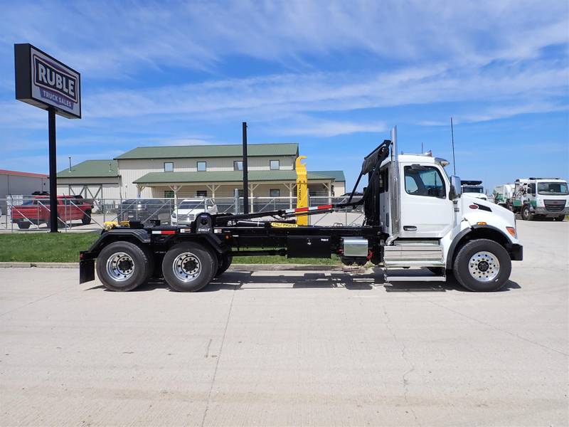 2024 Peterbilt 548 (For Sale) Cab & Chassis RM602792