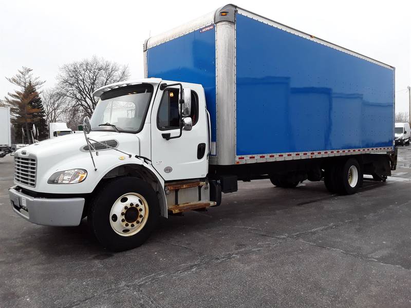 2018 Freightliner M2 106 (For Sale) | 26' Box | Non CDL | #767289