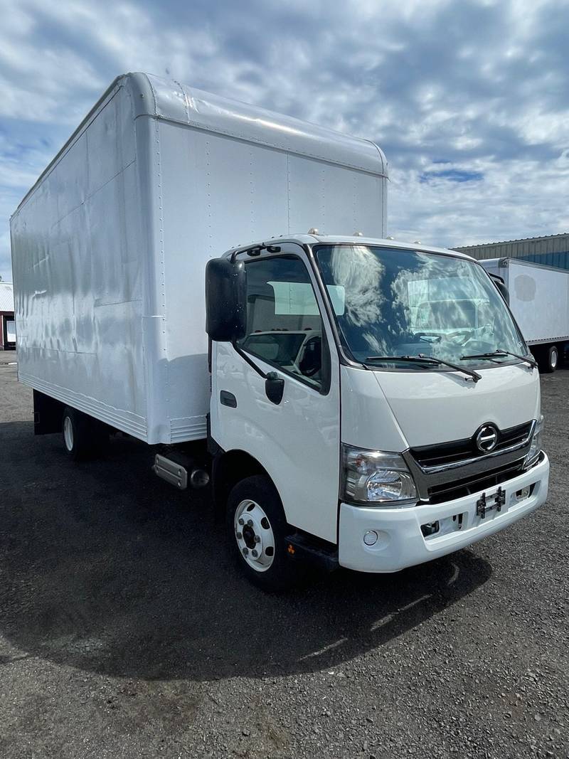 2019 Hino 155 Box Truck