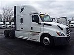 2019 Freightliner Cascadia - Sleeper Truck