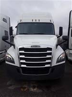 2020 Freightliner Cascadia - Sleeper Truck