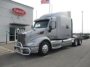 2020 Peterbilt 579 - Sleeper Truck