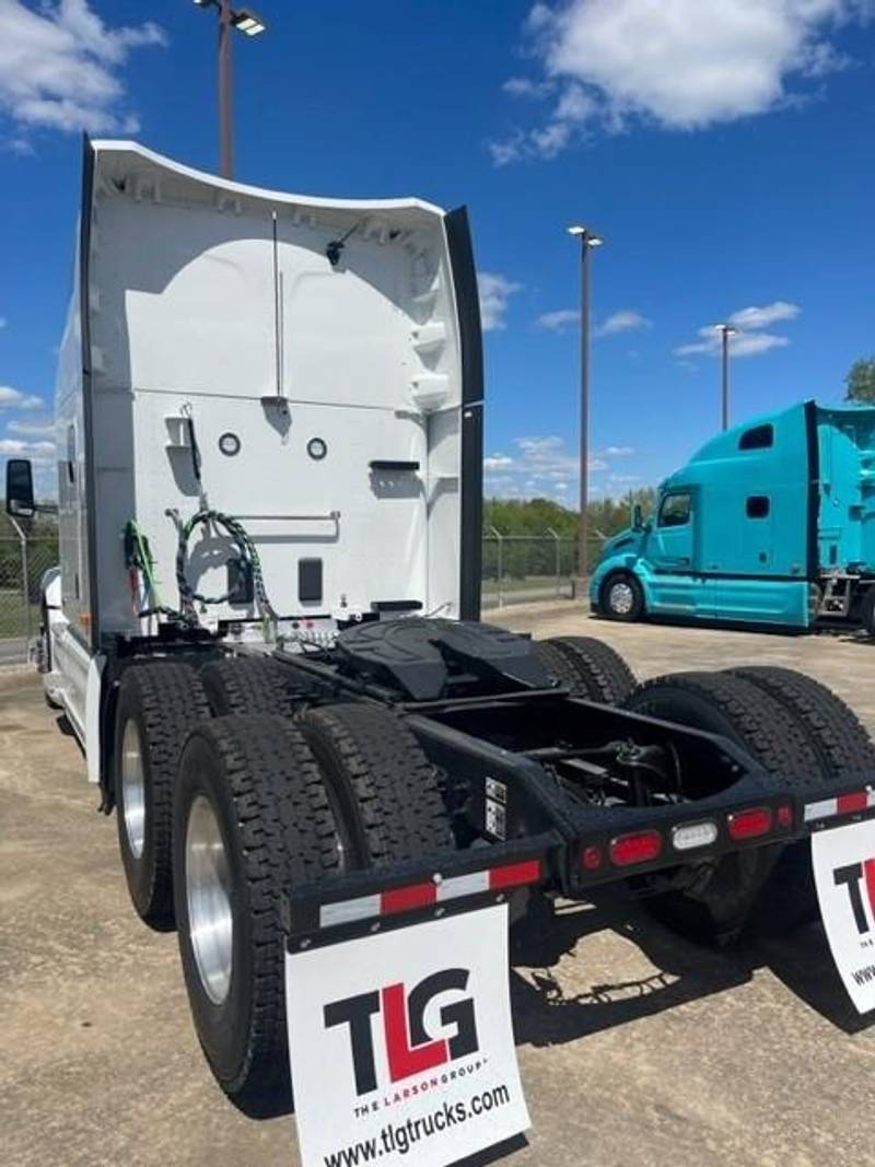 2024 Peterbilt 579 (For Sale) 80" Sleeper RD657138