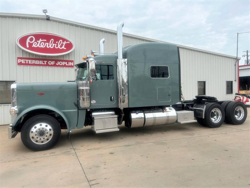 2024 Peterbilt 389 For Sale 78" Sleeper RD602569