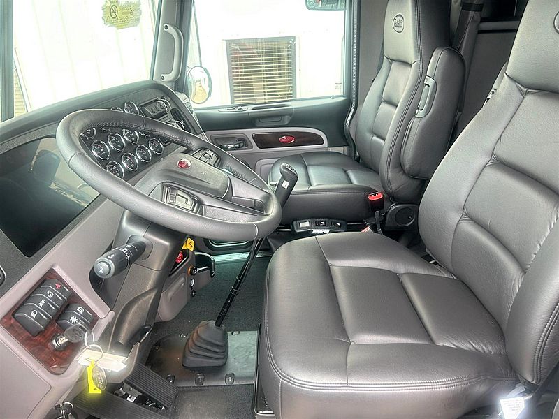 2024 Peterbilt 389 For Sale 78" Sleeper RD602569