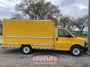 2018 GMC SAVANA 3500 - Box Van