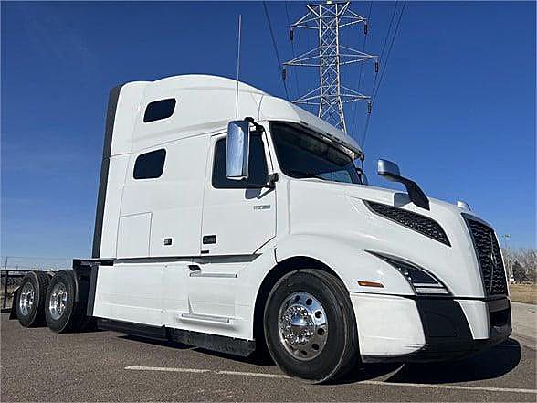 2021 Volvo VNL 760 (For Sale) 70" Sleeper RM6702