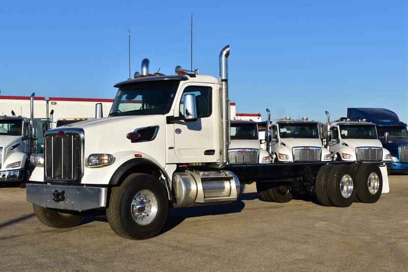 2024 Peterbilt 567 (For Sale) Cab & Chassis 30A677601