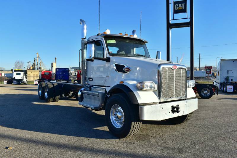 2024 Peterbilt 567 (For Sale) Cab & Chassis 30A677601