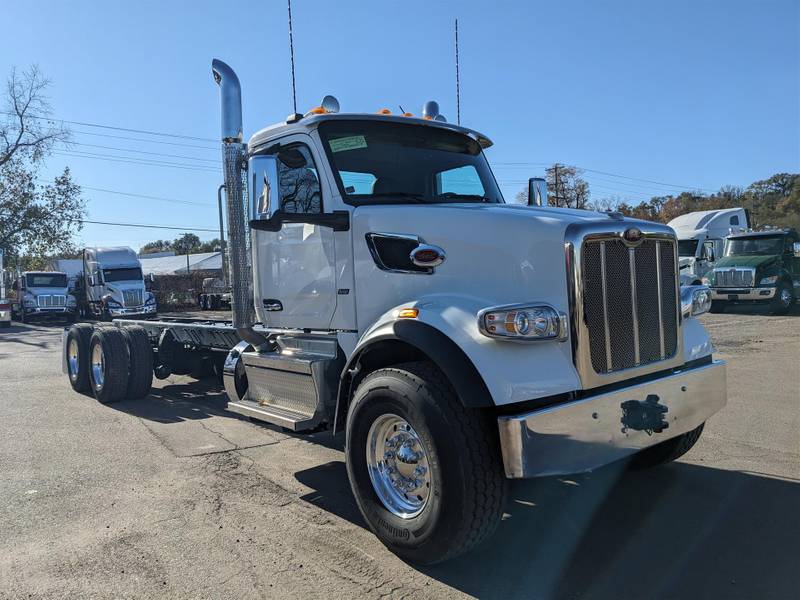 2024 Peterbilt 567 (For Sale) Cab & Chassis 30A677602