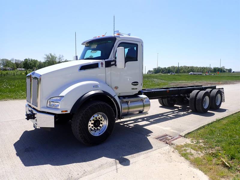 2024 Kenworth T880 For Sale Cab & Chassis RJ362370