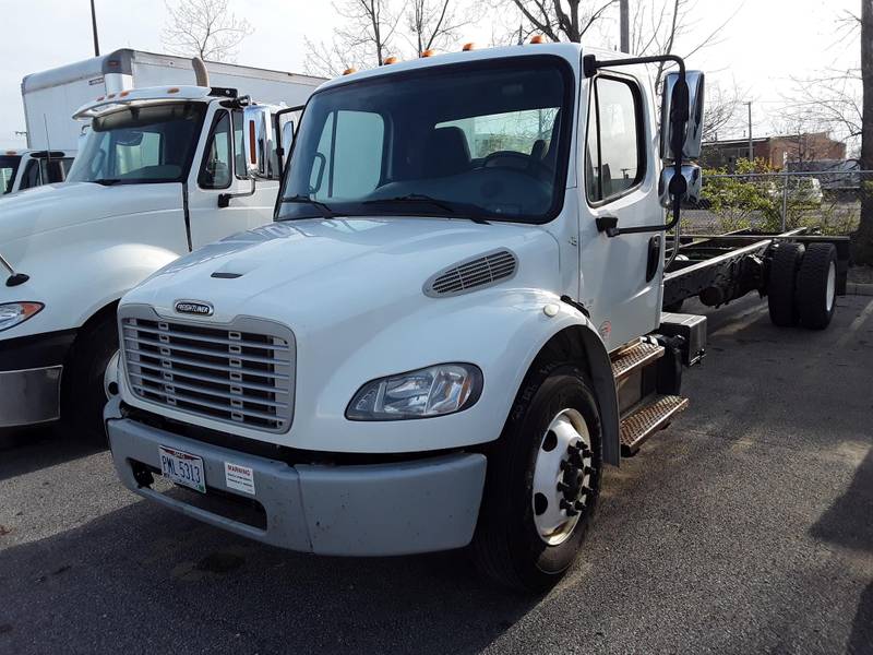 2016 Freightliner M2 106 For Sale | Cab & Chassis | Non CDL | #653457