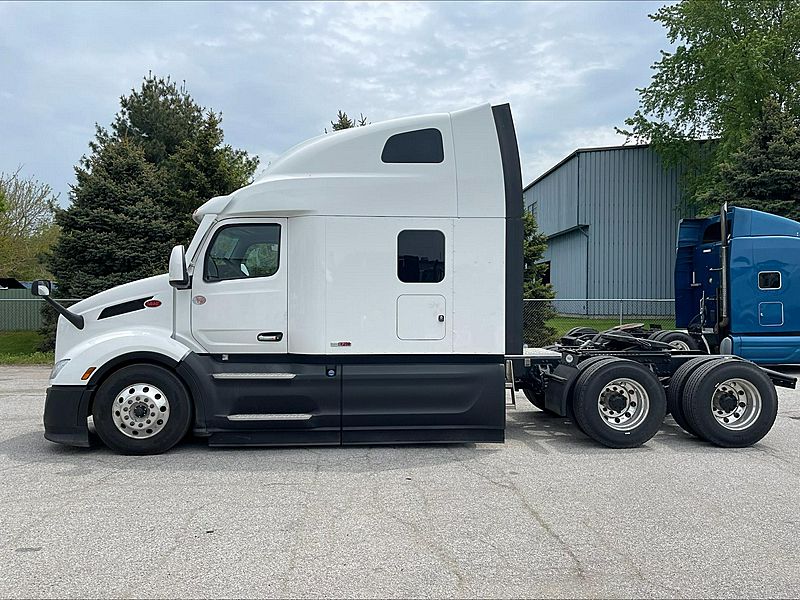 2024 Peterbilt 579 (For Sale) 80" Sleeper RD648570