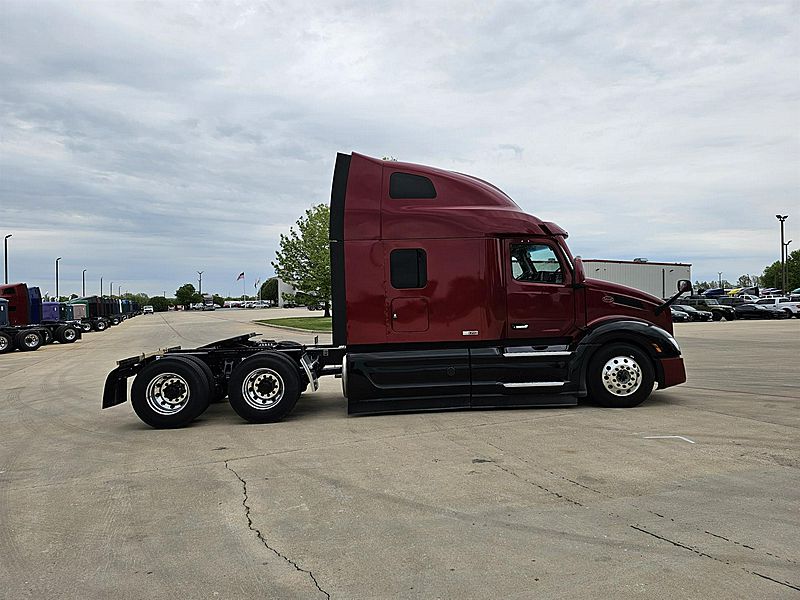 2024 Peterbilt 579 For Sale 80" Sleeper RD656904